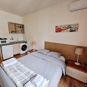Studio met een King Size Bed